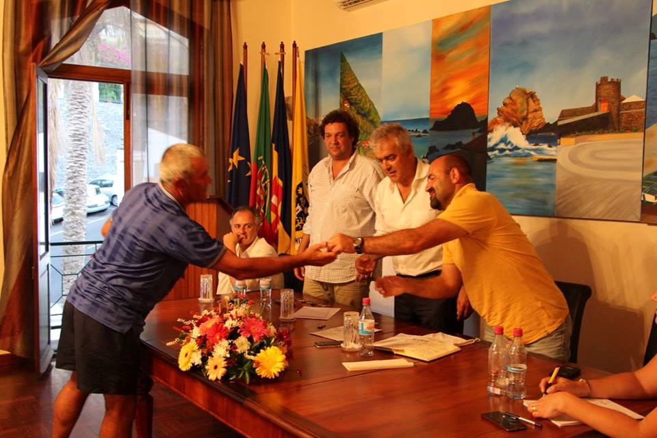 pescadores_porto_moniz